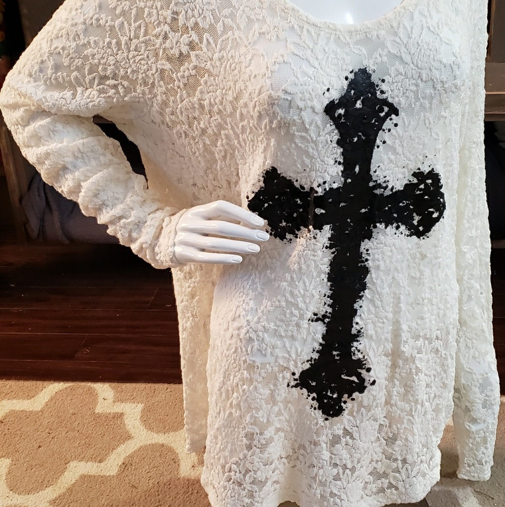 Maurices Lace Floral Cross Shirt - XL